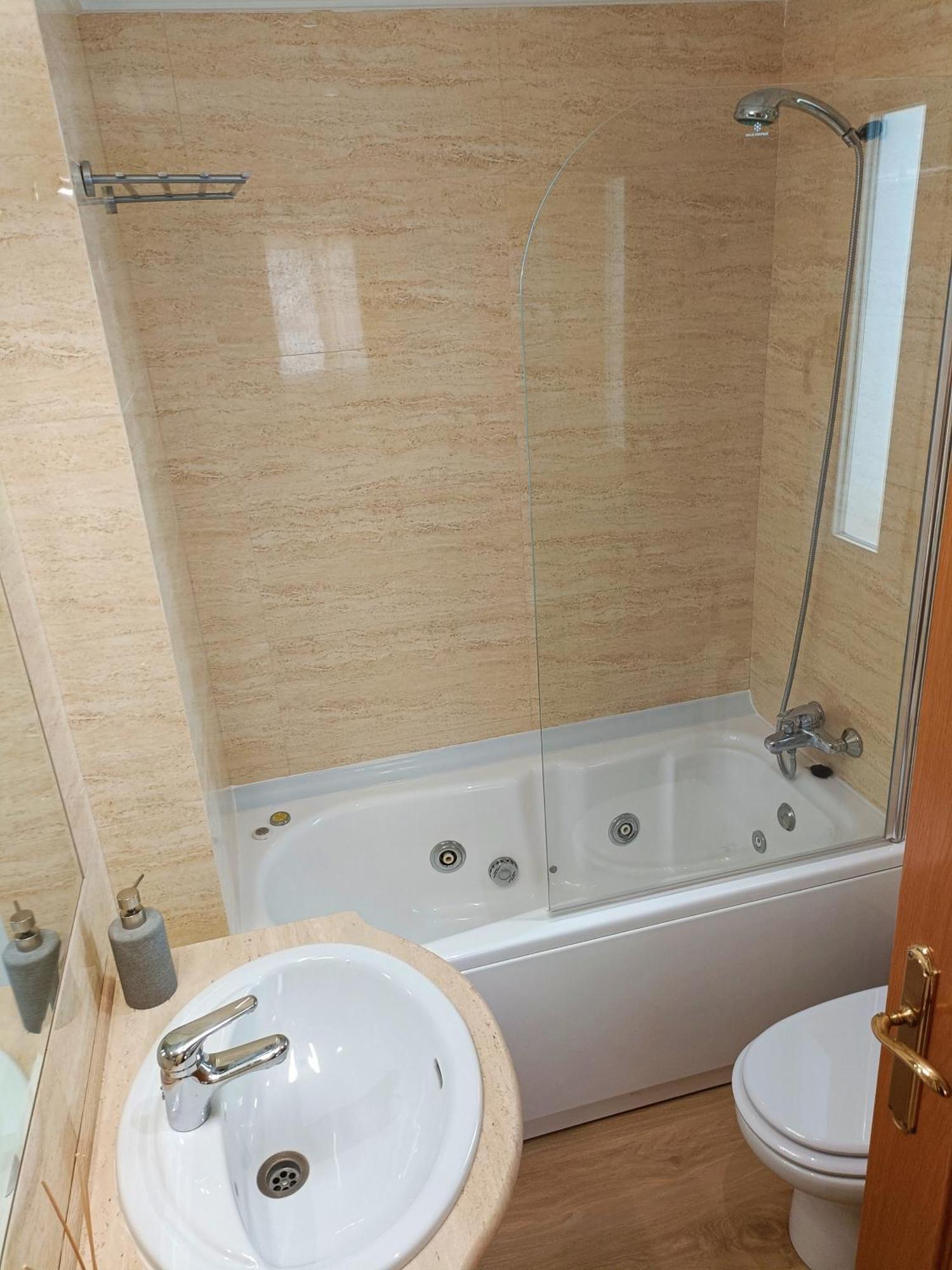 Piso En Pleno Centro De Albacete Con Garaje Apartment Bagian luar foto